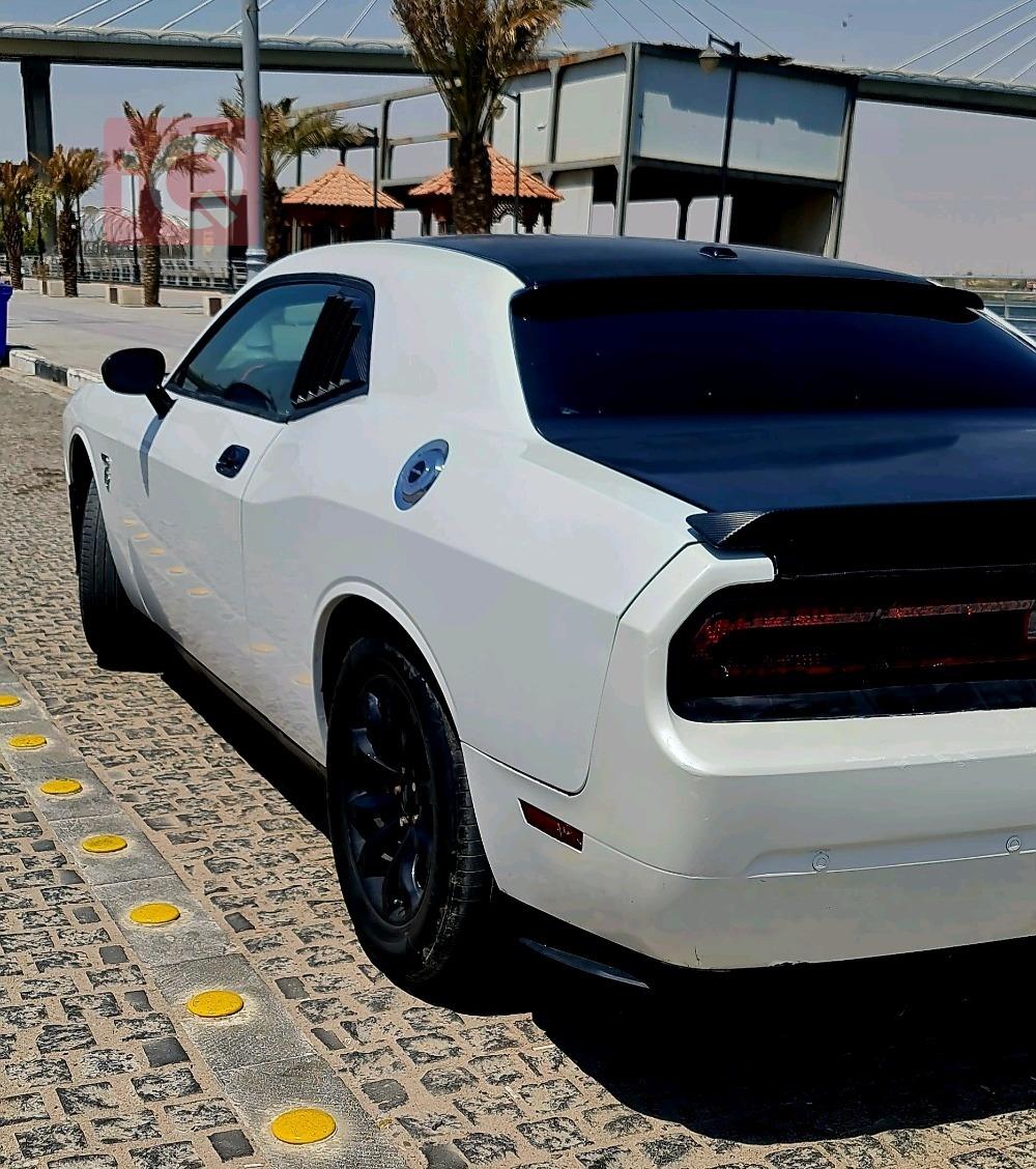 دۆج چالنجەر